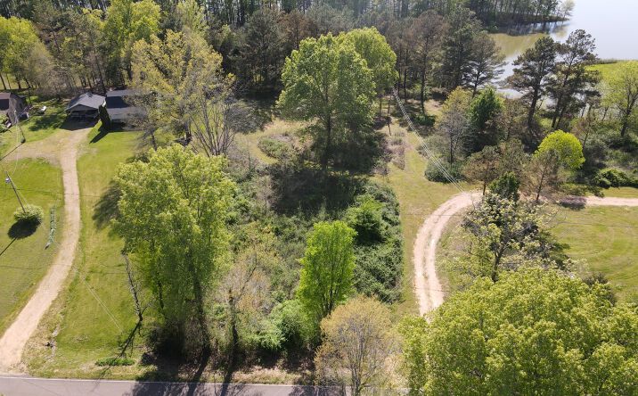 Pictures of Land property located at Lot 2 Mount Carmel Rd, Decaturville, TN 38329 for sales - image #1