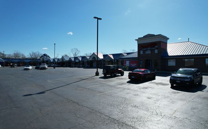 Pictures of Retail property located at 3265 Falls Pkwy, Branson, MO 65616 for sales - image #1
