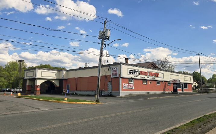 Pictures of Mixed Use, Office, Retail property located at 3900 Oneida Street, New Hartford, NY 13413 for sales - image #1