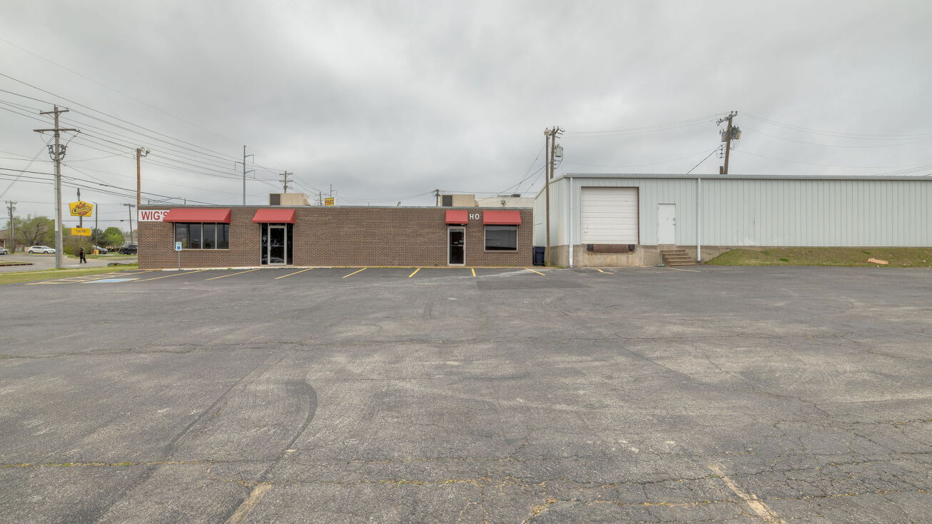Pictures of Industrial, Retail property located at 4429 NW 10th, Oklahoma City, OK 73107 for sales - image #1