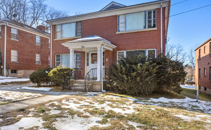 Pictures of Multifamily property located at 4406 South SEN, Louisville, KY 40214 for sales - image #1