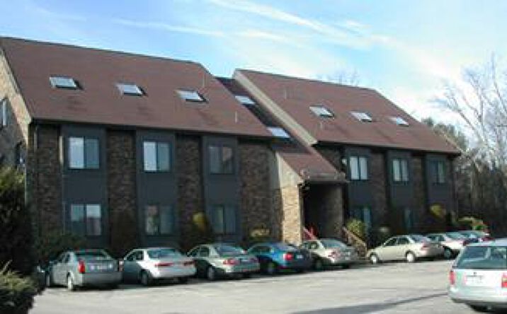 Pictures of Office property located at 5 Cabot Pl, Stoughton, MA 02072 for sales - image #1
