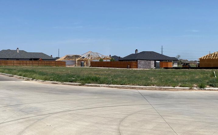 Pictures of Land, Multifamily property located at 136 Rolling Winds Circle, Odessa, TX 79765 for sales - image #1