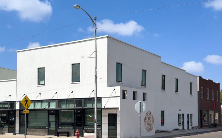 Pictures of Retail property located at 125 N Highland Ave, Marfa, TX 79843 for sales - image #1