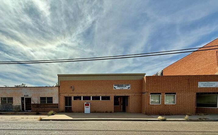 Pictures of Retail property located at 405 S Allen, Monahans, TX 79756 for sales - image #1