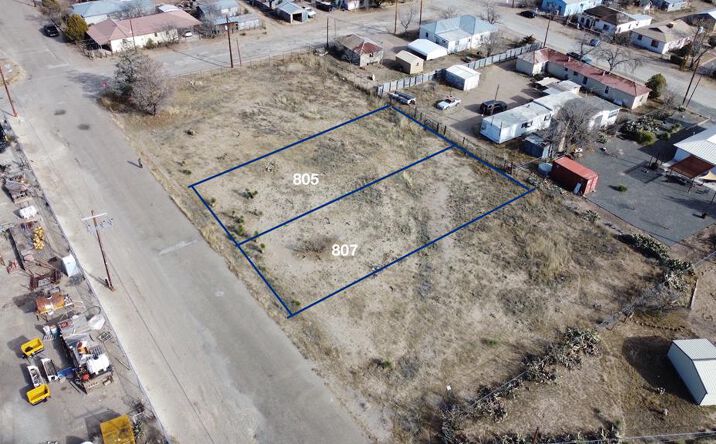 Pictures of Land property located at 805 W Galveston St, Marfa, TX 79843 for sales - image #1