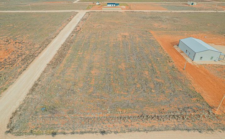 Pictures of Land property located at TBD Private Rd 320M, Seminole, TX 79360 for sales - image #1