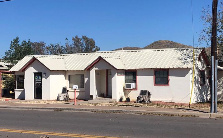 Pictures of Land property located at 702 N 5th, Alpine, TX 79830 for sales - image #1
