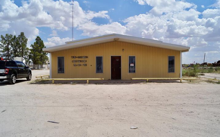 Pictures of Industrial property located at 1106 W Hwy 302, Kermit, TX 79745 for sales - image #1