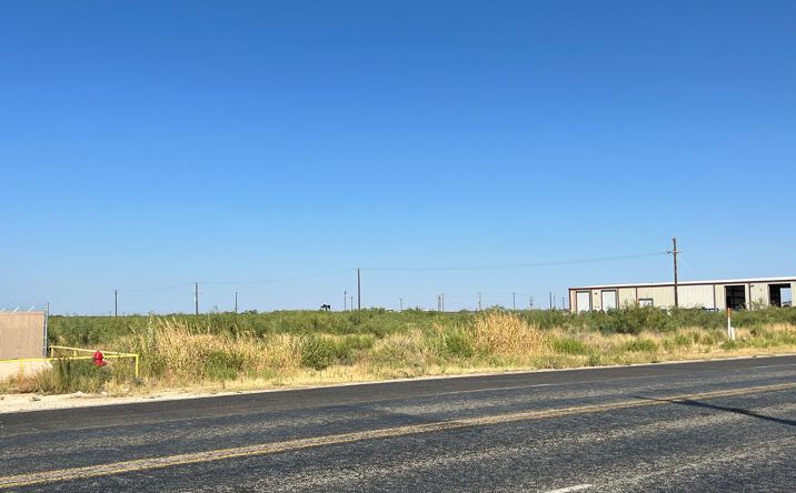 Pictures of Land property located at 700 SW Mustang Dr, Andrews, TX 79714 for sales - image #1