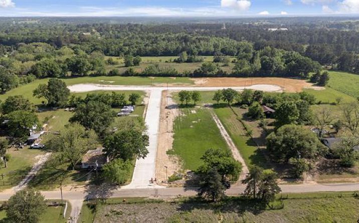 Pictures of Retail, Land property located at 117 Pintail Ln, Troup, TX 75789 for sales - image #1