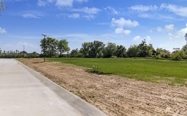 Pictures of Retail, Land property located at 111 Pintail Lane, Troup, TX 75789 for sales - image #1