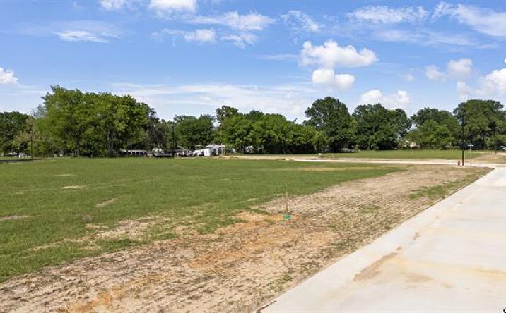 Pictures of Retail, Land property located at 110 W Teal Drive, Troup, TX 75789 for sales - image #1