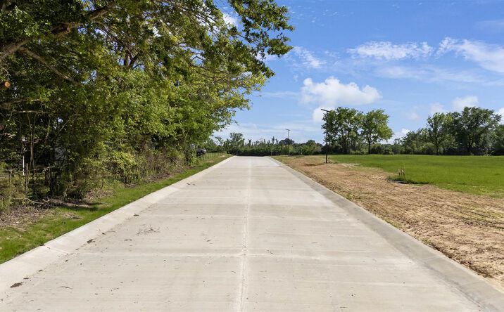 Pictures of Land property located at 211 E Teal Dr, Troup, TX 75789 for sales - image #1