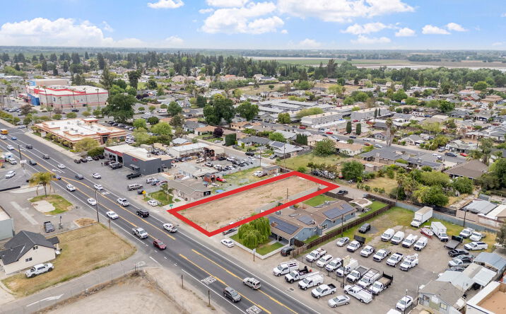Pictures of Land property located at 2667 Patterson Rd, Riverbank, CA 95367 for sales - image #1