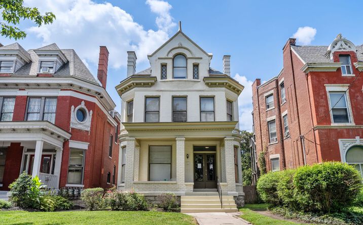 Pictures of Multifamily property located at 1528 S 3rd St, Louisville, KY 40208 for sales - image #1