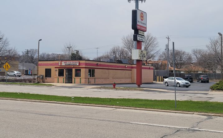 Pictures of Office, Retail, Special Purpose property located at 3171 S 76th St, Milwaukee, WI 53219 for sales - image #1