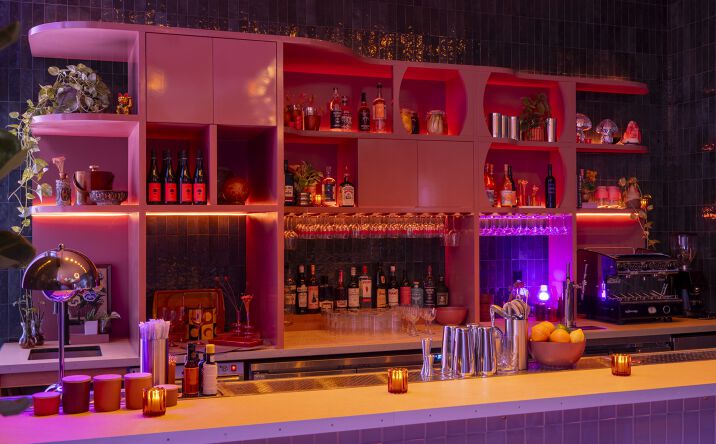 Pictures of Business for Sale, Hospitality, Retail property located at 1504 Bay Rd, Miami Beach, FL 33139 for sales - image #1