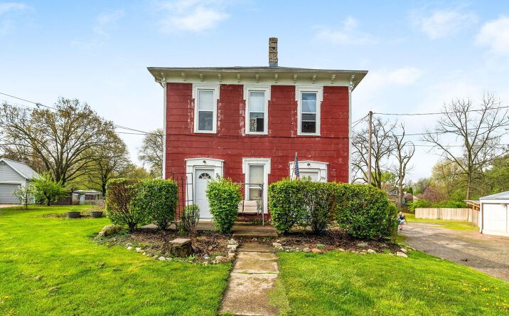 Pictures of Multifamily property located at 797-799 W 5th Street, Marysville, OH 43040 for sales - image #1
