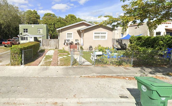 Pictures of Multifamily property located at 329 NW 48 St, Miami, FL 33127 for sales - image #1