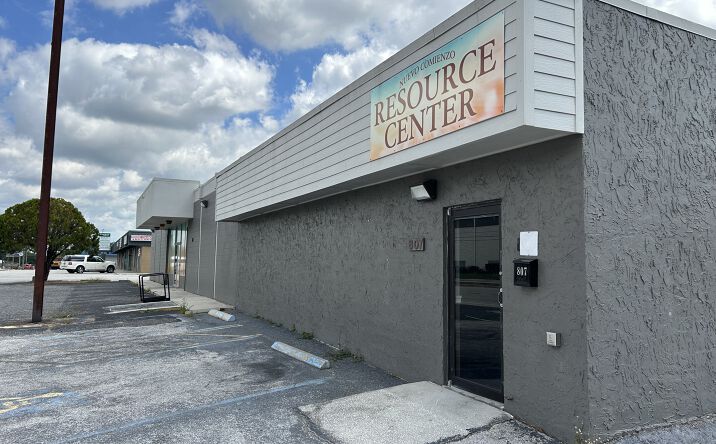 Pictures of Office, Retail, Special Purpose property located at 813 Lake Parker Ave N, Lakeland, FL 33801 for sales - image #1