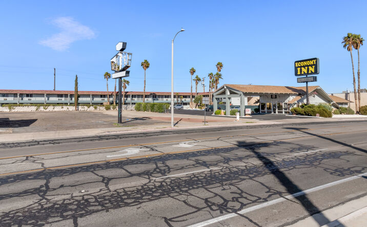 Pictures of Hospitality property located at 1243 E Main St, Barstow, CA 92311 for sales - image #1