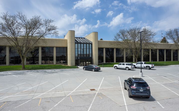 Pictures of Office property located at 1515 S 75th St, Omaha, NE 68124 for sales - image #1