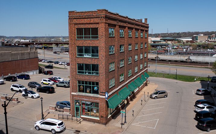 Pictures of Retail, Office, Multifamily, Special Purpose property located at 100 Main Street, Dubuque, IA 52001 for sales - image #1