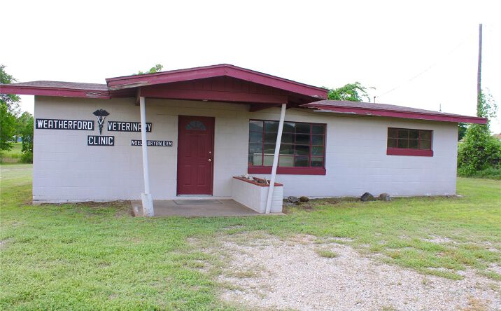 Pictures of Special Purpose property located at 2301 Mineral Wells Hwy, Weatherford, TX 76088 for sales - image #1