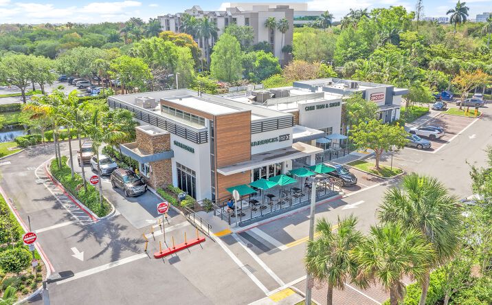 image of property at 140 S PINE ISLAND RD Plantation FL 33324