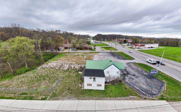 Pictures of Land, Mixed Use, Office, Retail property located at 1931 N Kingshighway St, Cape Girardeau, MO 63701 for sales - image #1