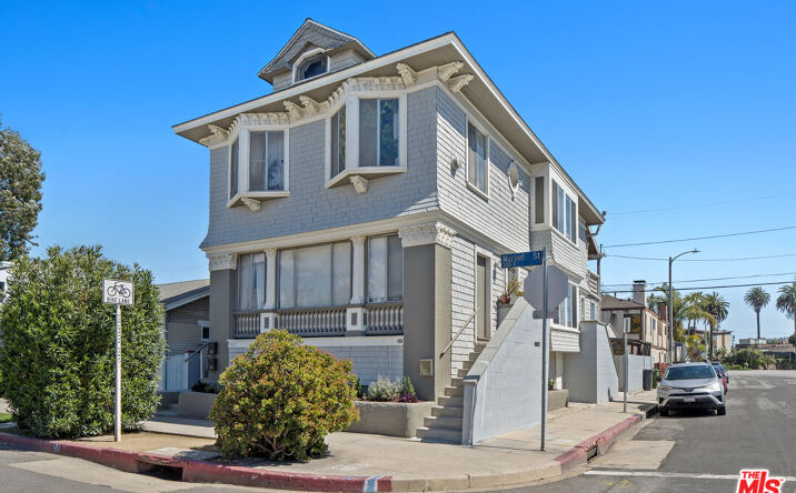 Pictures of Multifamily property located at 1366 Riviera Ave, Venice, CA 90291 for sales - image #1