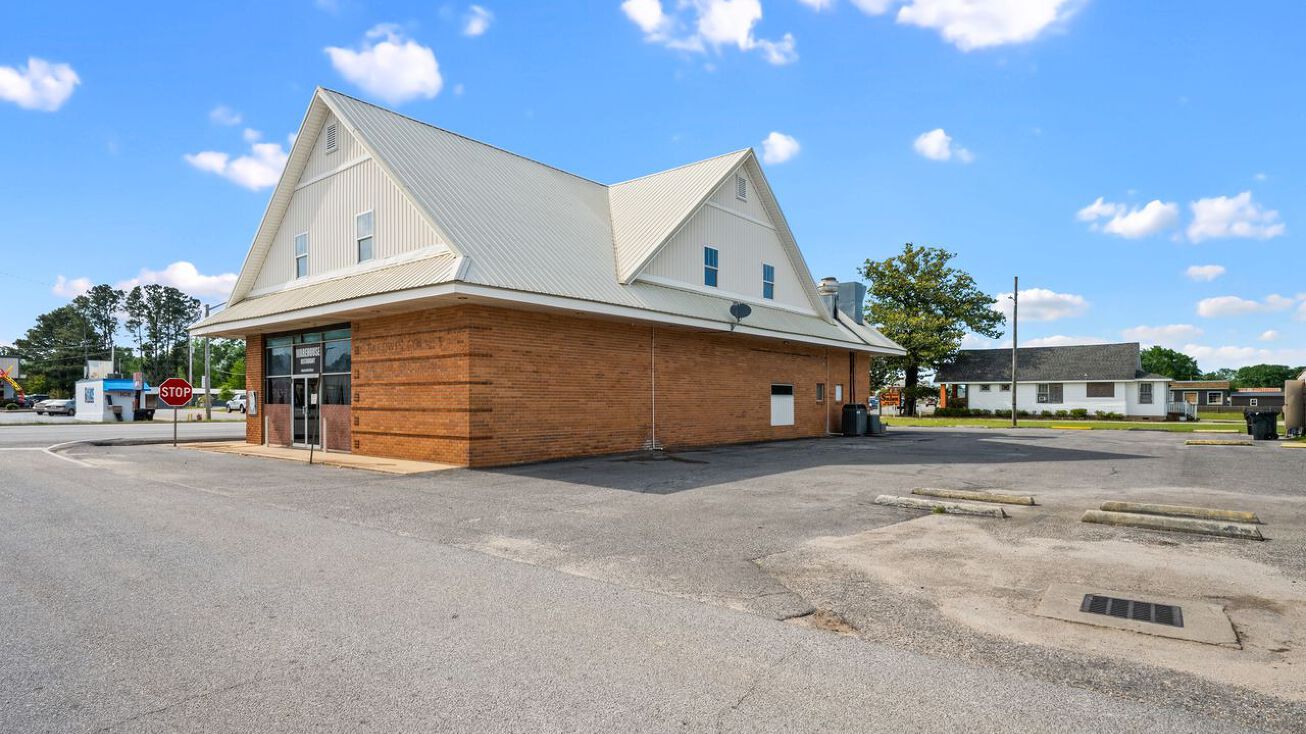 Pictures of Business for Sale, Mixed Use, Office, Retail, Special Purpose property located at 22272 AL-59, Robertsdale, AL 36567 for sales - image #1