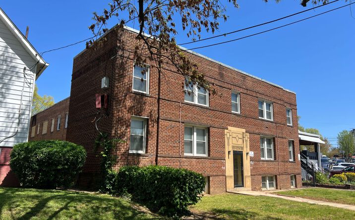 Pictures of Multifamily property located at 4274 Benning Rd NE, Washington, DC 20019 for sales - image #1