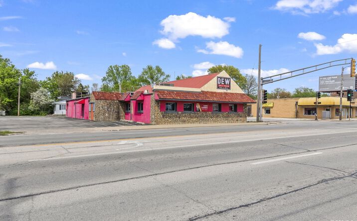Pictures of Office, Retail property located at 301 W North Grand Avenue, Springfield, IL 62702 for sales - image #1