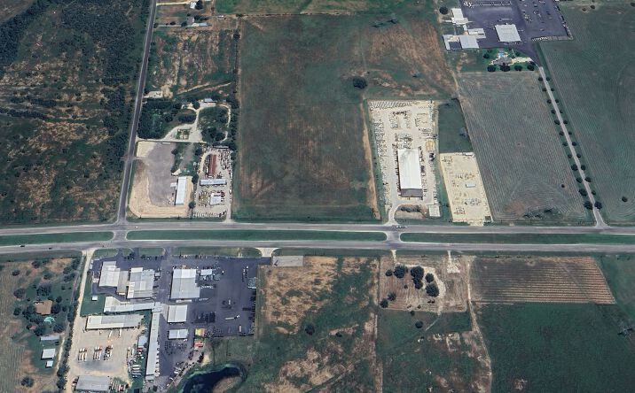 Pictures of Land property located at 8491 US Hwy 87 E, San Antonio, TX 78263 for sales - image #1