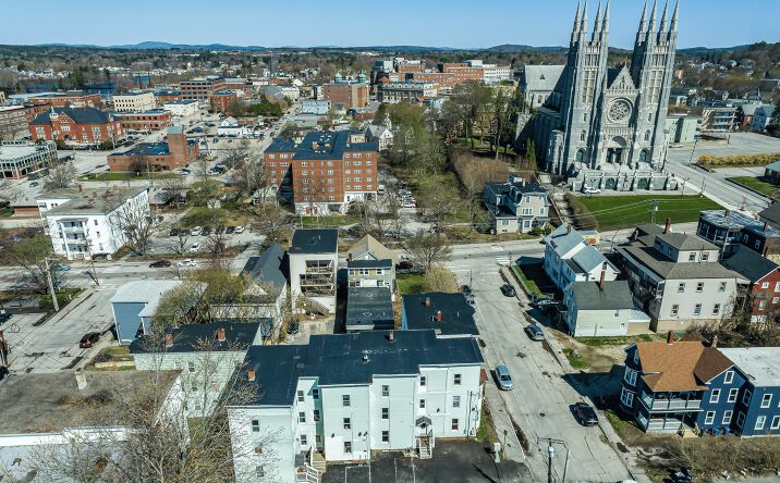 Pictures of Multifamily property located at 47 Pierce St, Lewiston, ME 04240 for sales - image #1