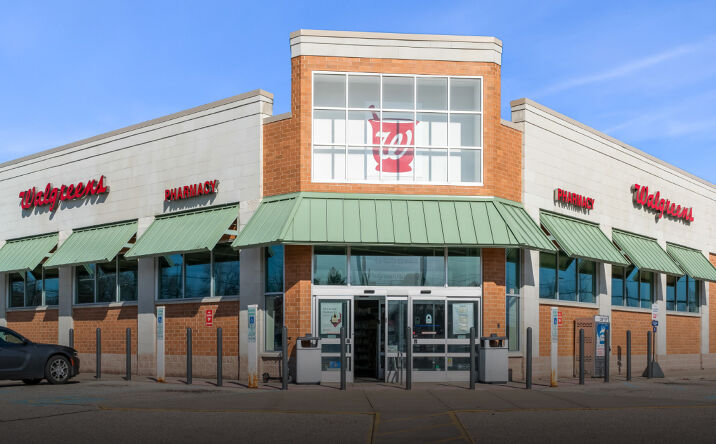 Pictures of Retail property located at 903 N Mission St, Mount Pleasant, MI 48858 for sales - image #1