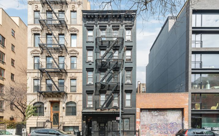 Pictures of Multifamily property located at 615 E 6th St, New York, NY 10009 for sales - image #1