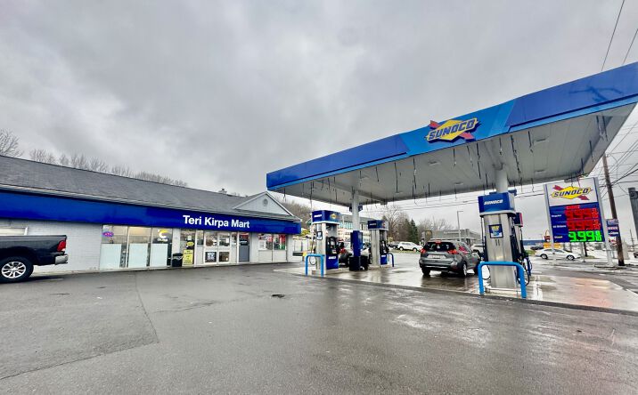 Pictures of Retail property located at 2500 Erie Blvd E, Syracuse, NY 13224 for sales - image #1