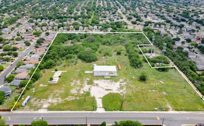 Pictures of Land property located at 2948 Pue Rd, San Antonio, TX 78245 for sales - image #1