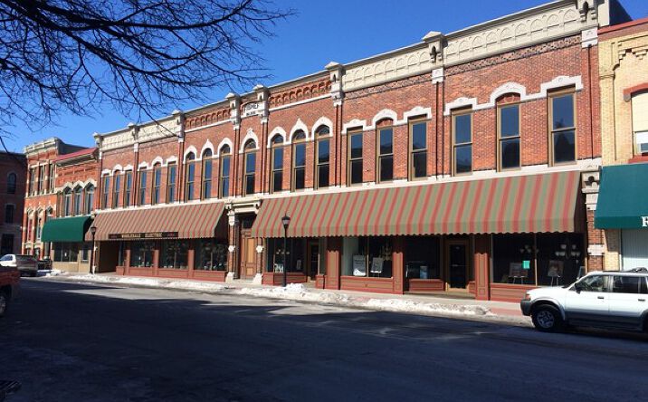 Pictures of Office, Retail property located at 705 E Midland St, Bay City, MI 48706 for sales - image #1