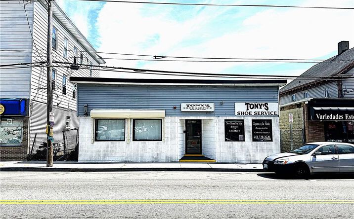 781 Broad Street, Central Falls, RI 02863 | Crexi.com