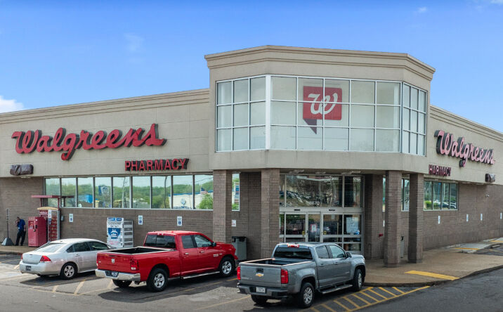 Pictures of Retail property located at 3670 Riverdale Rd, Memphis, TN 38115 for sales - image #1