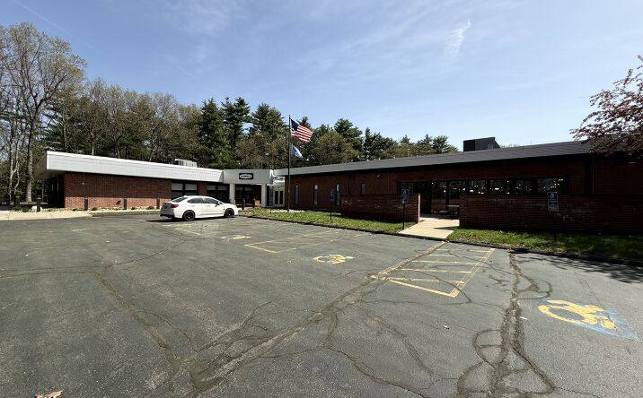Pictures of Industrial property located at 50 Tower Ln, Avon, CT 06001 for sales - image #1
