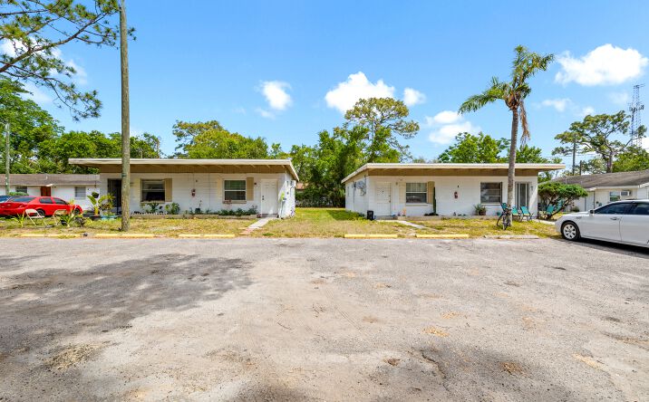 Pictures of Multifamily property located at 11720 N 15th St, Tampa, FL 33612 for sales - image #1