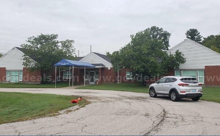 Pictures of Multifamily property located at 7401 Riverport Dr, Louisville, KY 40258 for sales - image #1