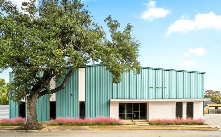 Pictures of Industrial property located at 3915 McKinney St, Houston, TX 77023 for sales - image #1