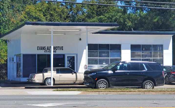 Pictures of Retail property located at 1525 North Columbia Street, Milledgeville, GA 31061 for sales - image #1