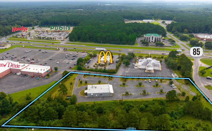 Pictures of Retail property located at 1296 N Ferdon Blvd, Crestview, FL 32536 for sales - image #1